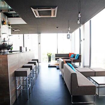 Renovierung einer Bar / Lounge