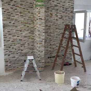 Wandverkleidung im Innenraum